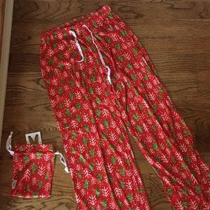 Women’s Festive Red Tree-Print Pajama Pants